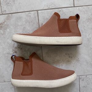 Rothy’s Amber Fawn Chelsea Booties